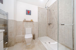 Photo 17- click for photo gallery